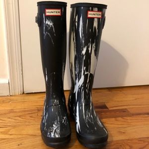 Size 7 Women’s Hunter Boots. Never Worn.